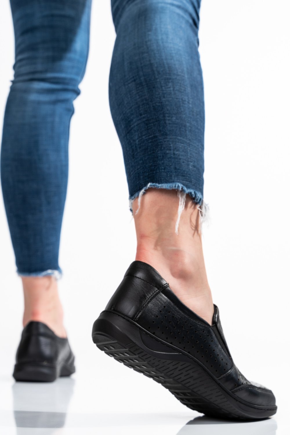 ESPADRILE NEGRE PIELE NATURALA 2S77054