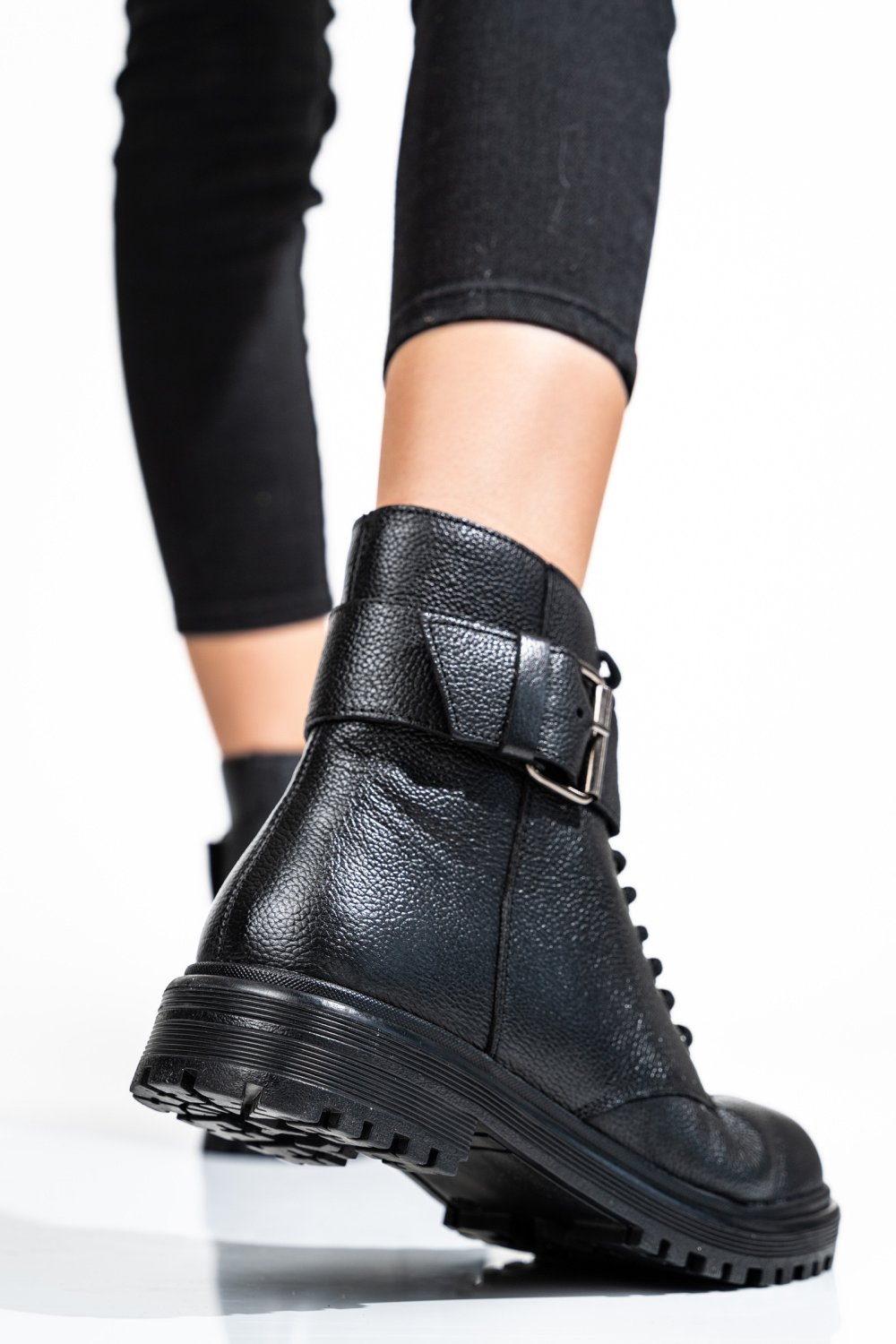 GHETE FEMEI PIELE NATURALA NEGRE 2S77YY0090201