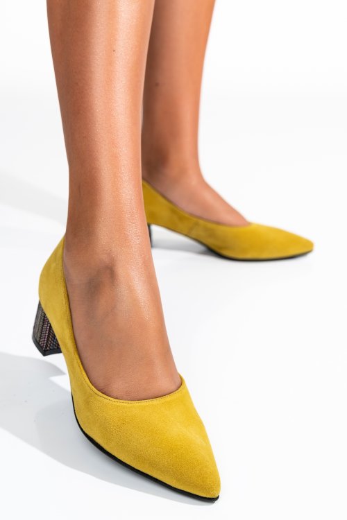 Pantofi galbeni piele naturala intoarsa 5s77550