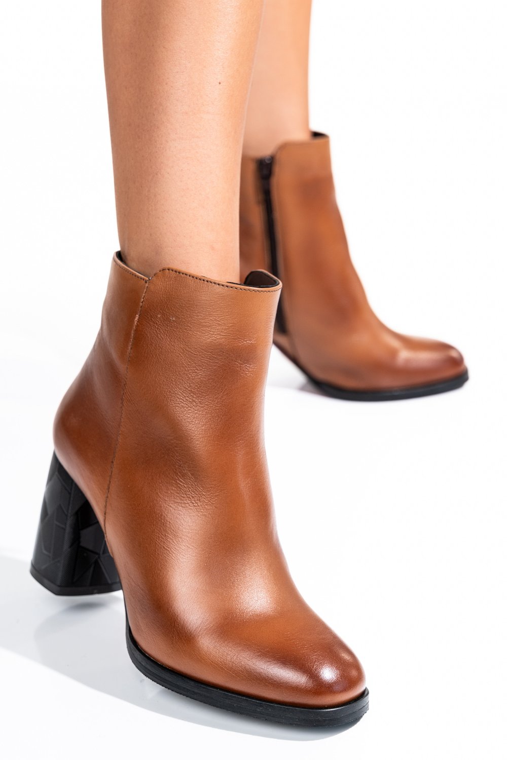 BOTINE FEMEI PIELE NATURALA MARO DESCHIS  2S7702827