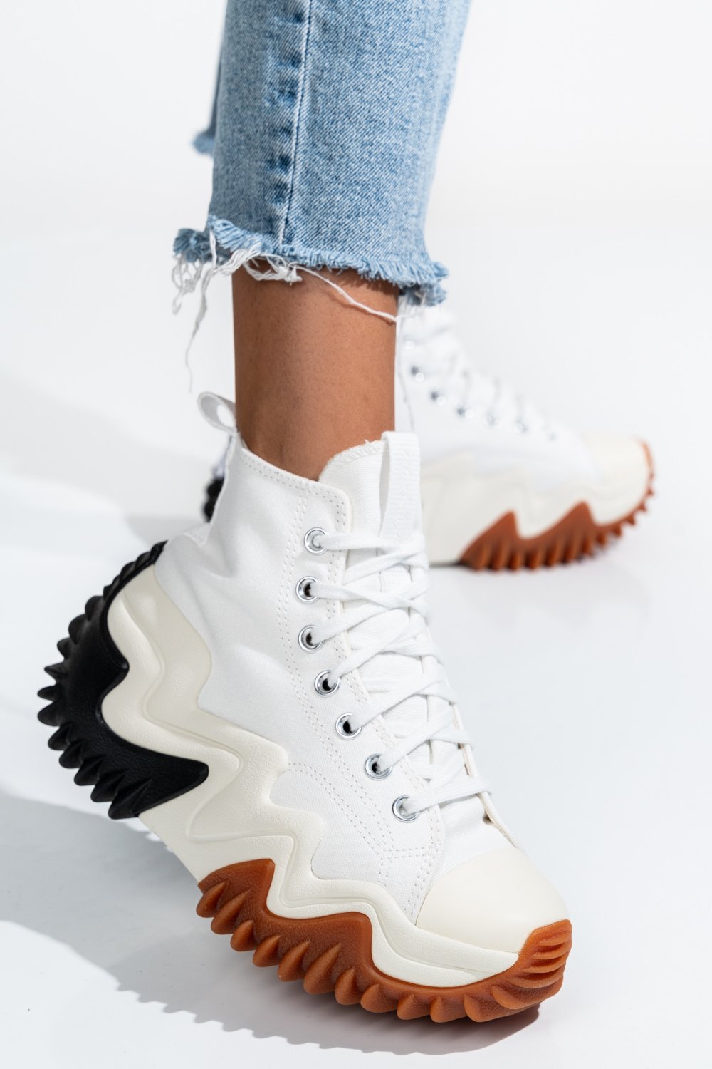 CONVERSE, SNEAKERS WHITE RUN STAR MOTION HI