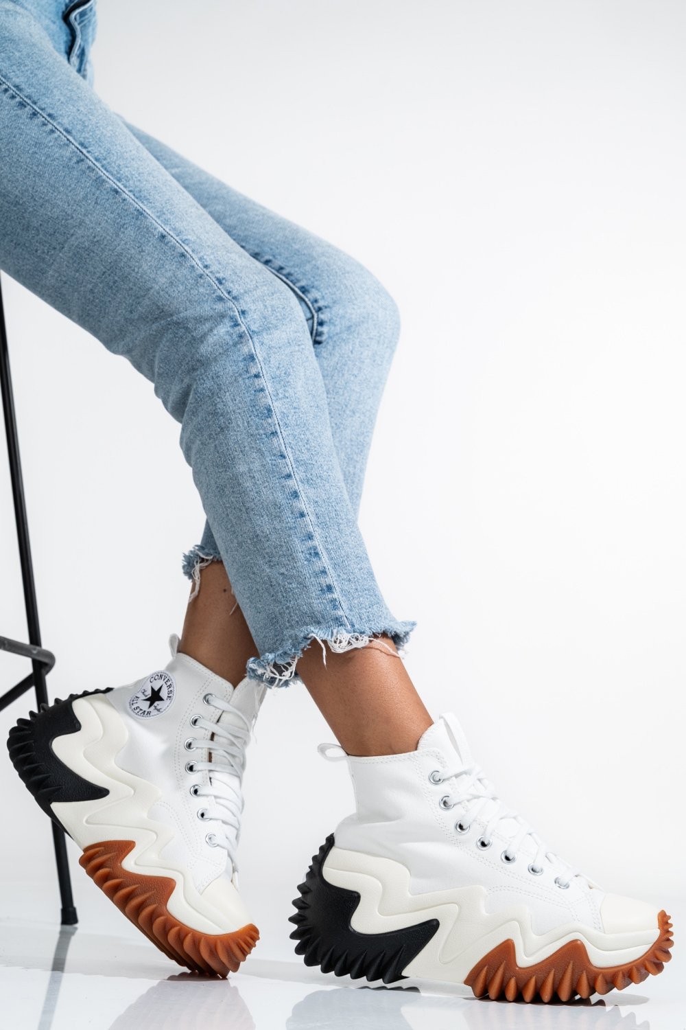 CONVERSE, SNEAKERS WHITE RUN STAR MOTION HI