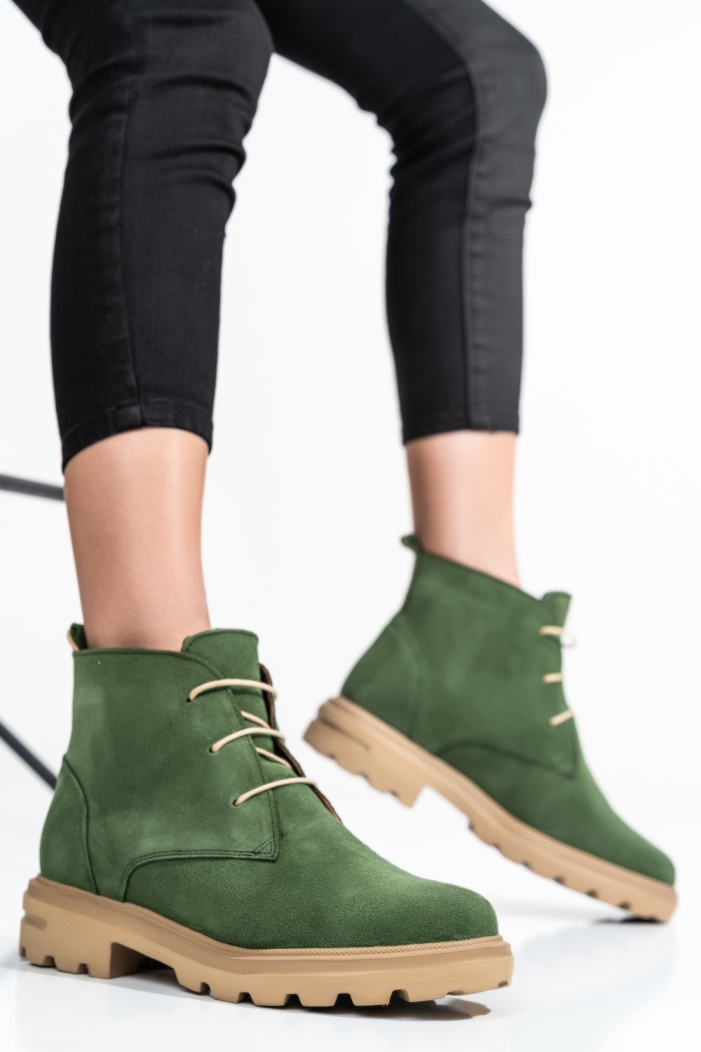 GHETE DAMA PIELE NATURALA INTOARSA KHAKI 2S7732-004SP
