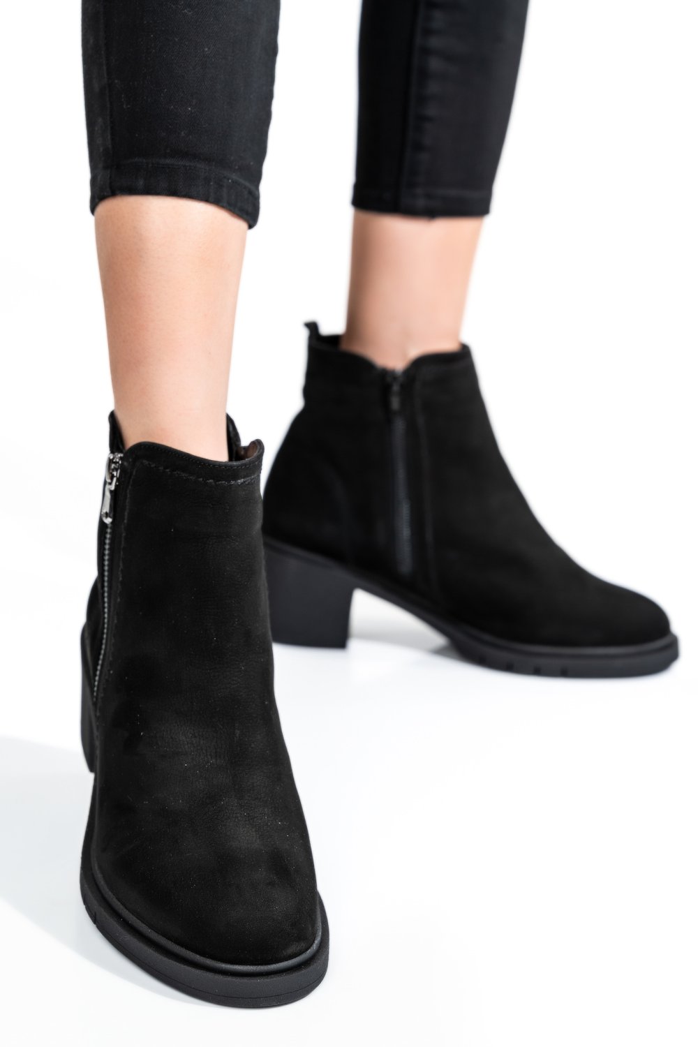 GHETE FEMEI PIELE NATURALA NEGRE 2S7732-026NBK