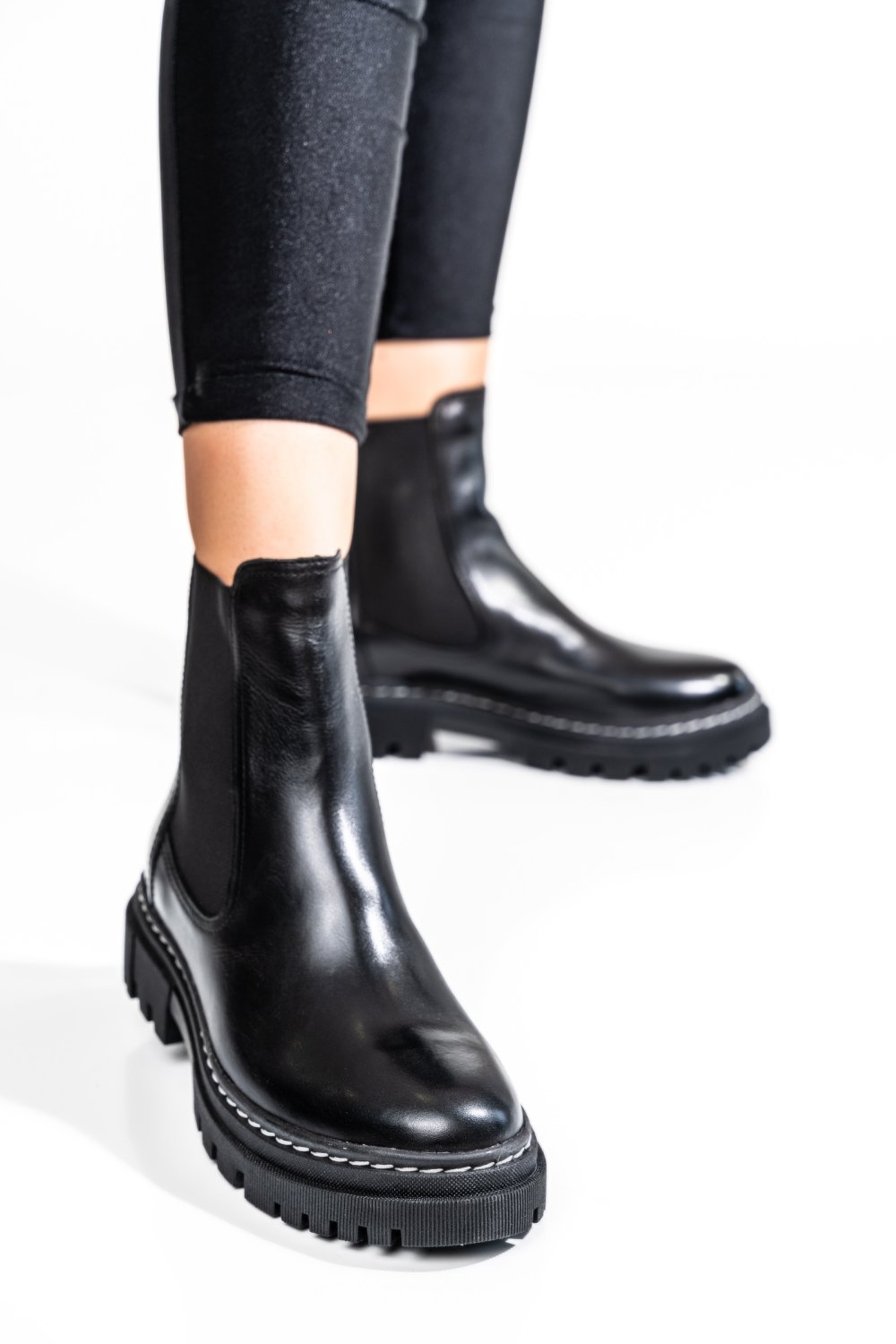 GHETE FEMEI PIELE NATURALA NEGRE VB063204