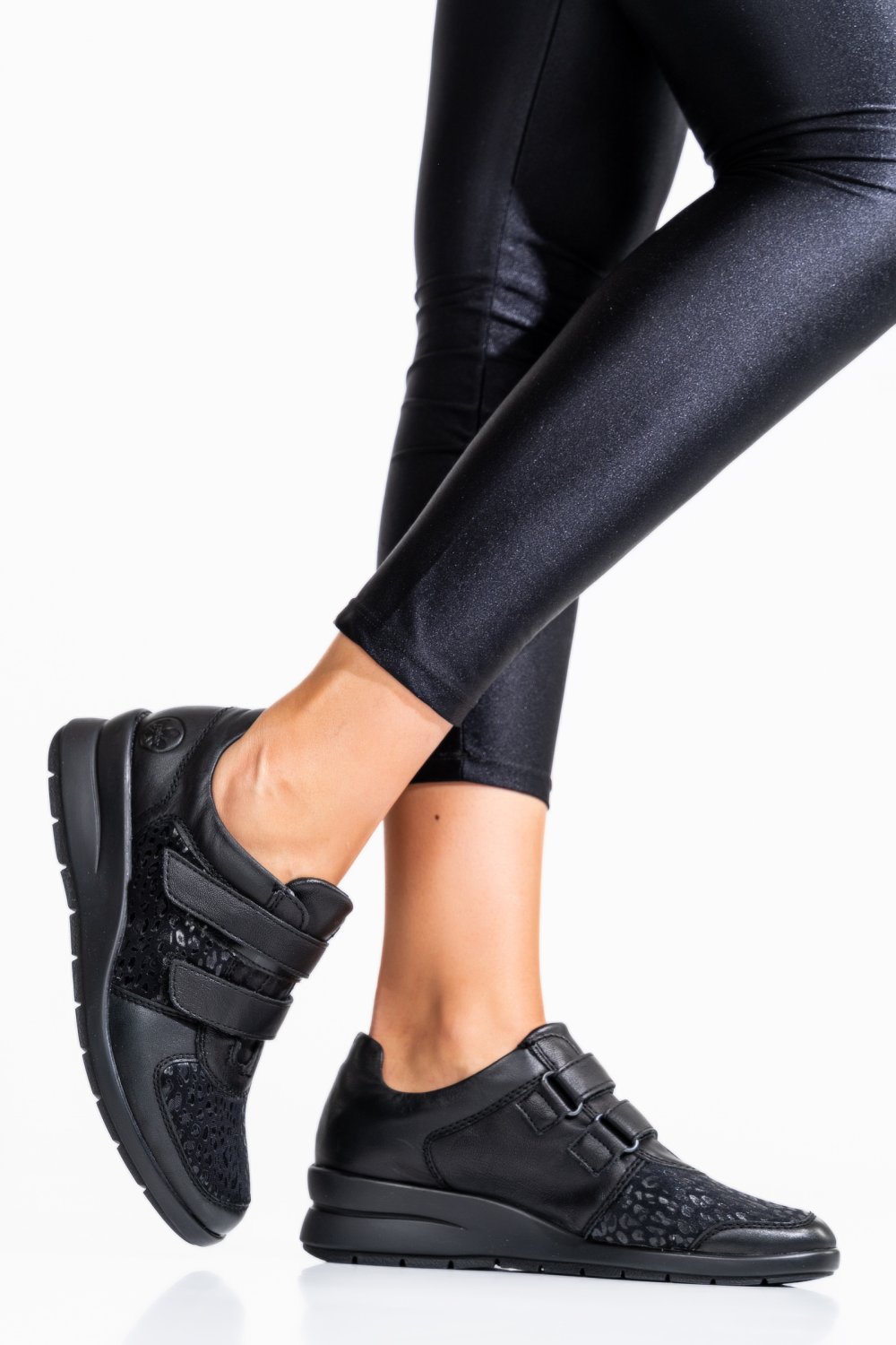 PANTOFI NEGRI RIEKER PIELE NATURALA L486800