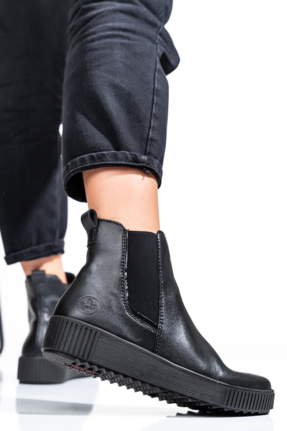 RIEKER, GHETE DAMA PIELE NATURALA NEGRE Y645100