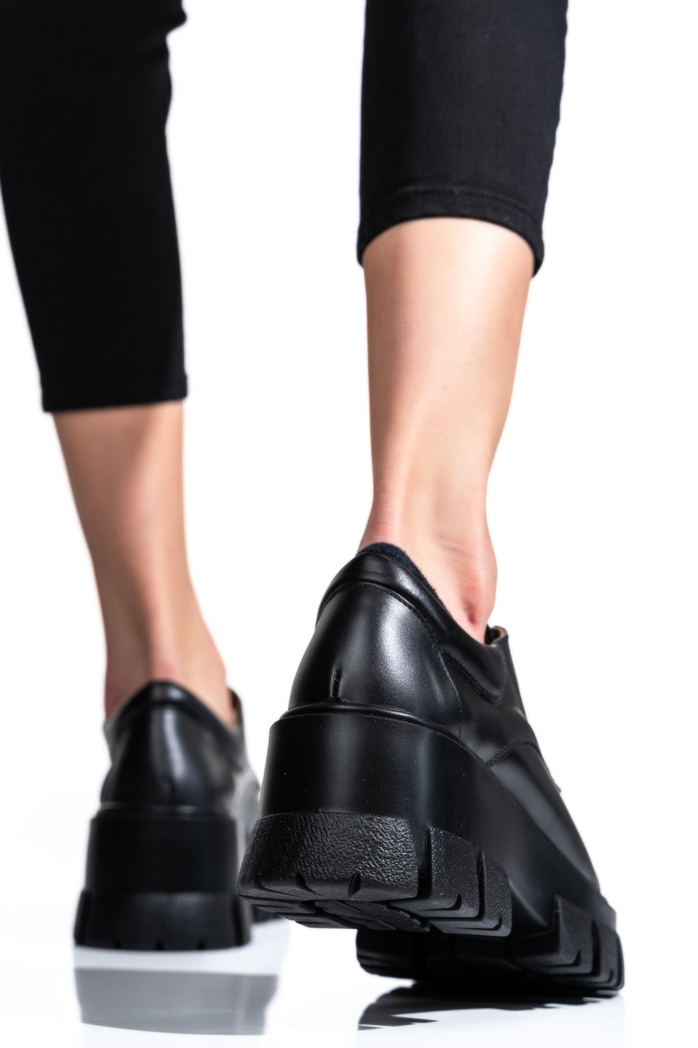 PANTOFI NEGRI PIELE NATURALA 2S77080