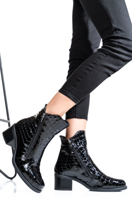 Ghete dama piele naturala lacuita negru cro 3s7704