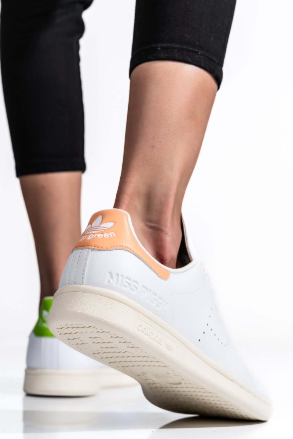 ADIDAS, PANTOFI SPORT WHITE ORANGE STAN SMITH MUPPET