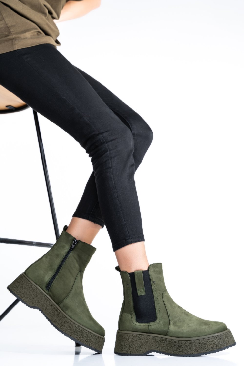 GHETE FEMEI PIELE NATURALA KHAKI 2S7732-043NBK