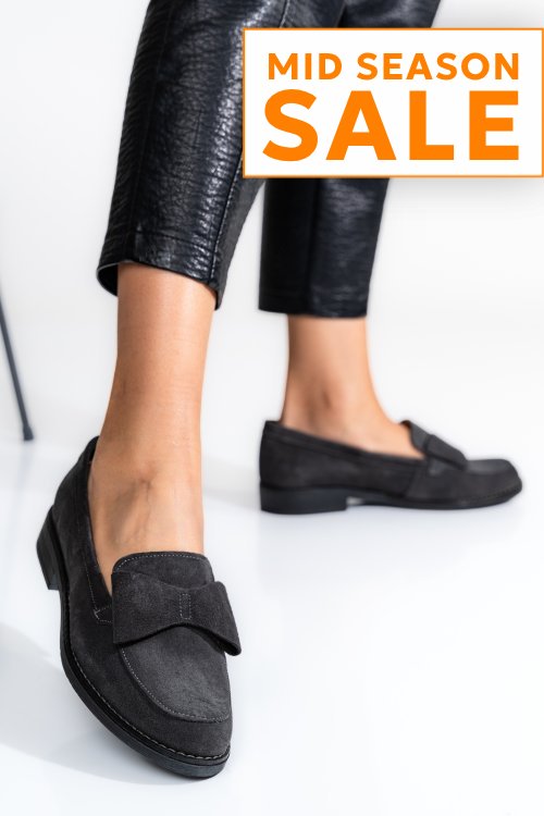 Mocasini gri inchis piele naturala intoarsa 2s77110