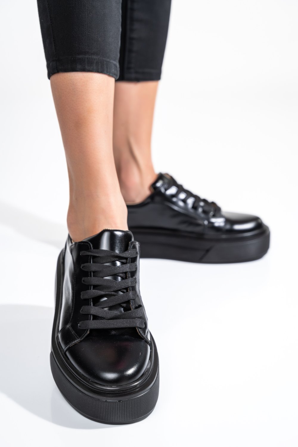 PANTOFI SPORT FULL BLACK PIELE NATURALA 3S77000