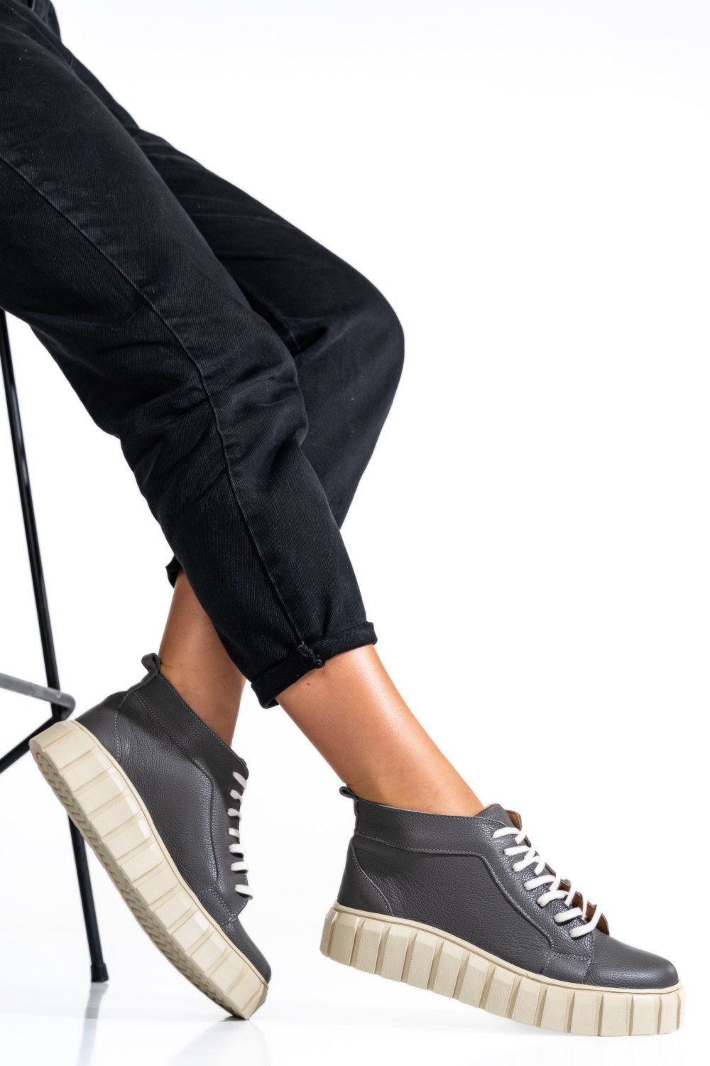 GHETE DAMA PIELE NATURALA GRI 3S77300
