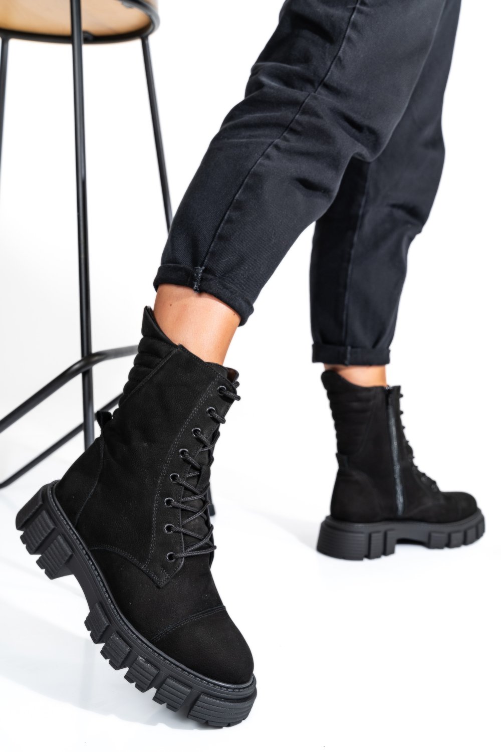 GHETE FEMEI PIELE NATURALA NEGRE 2S7732-048NNK
