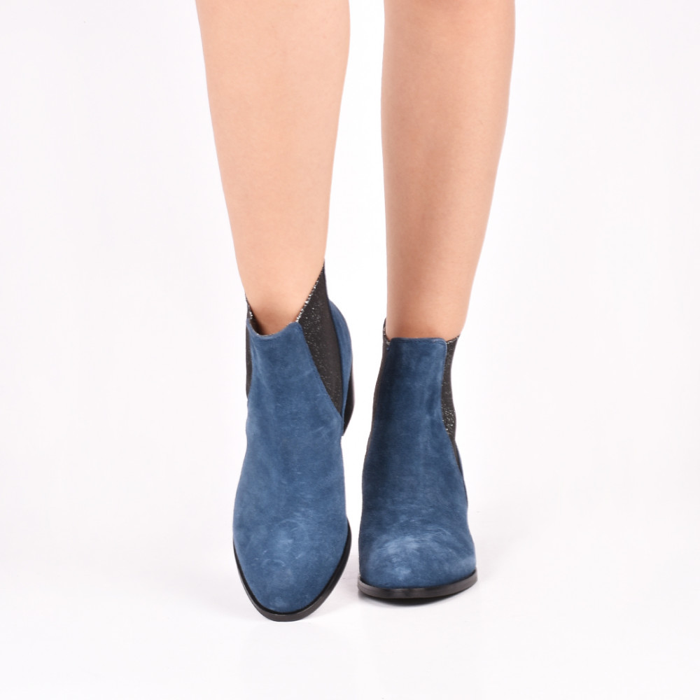 GHETE ALBASTRE PIELE NATURALA INTOARSA 8S776006