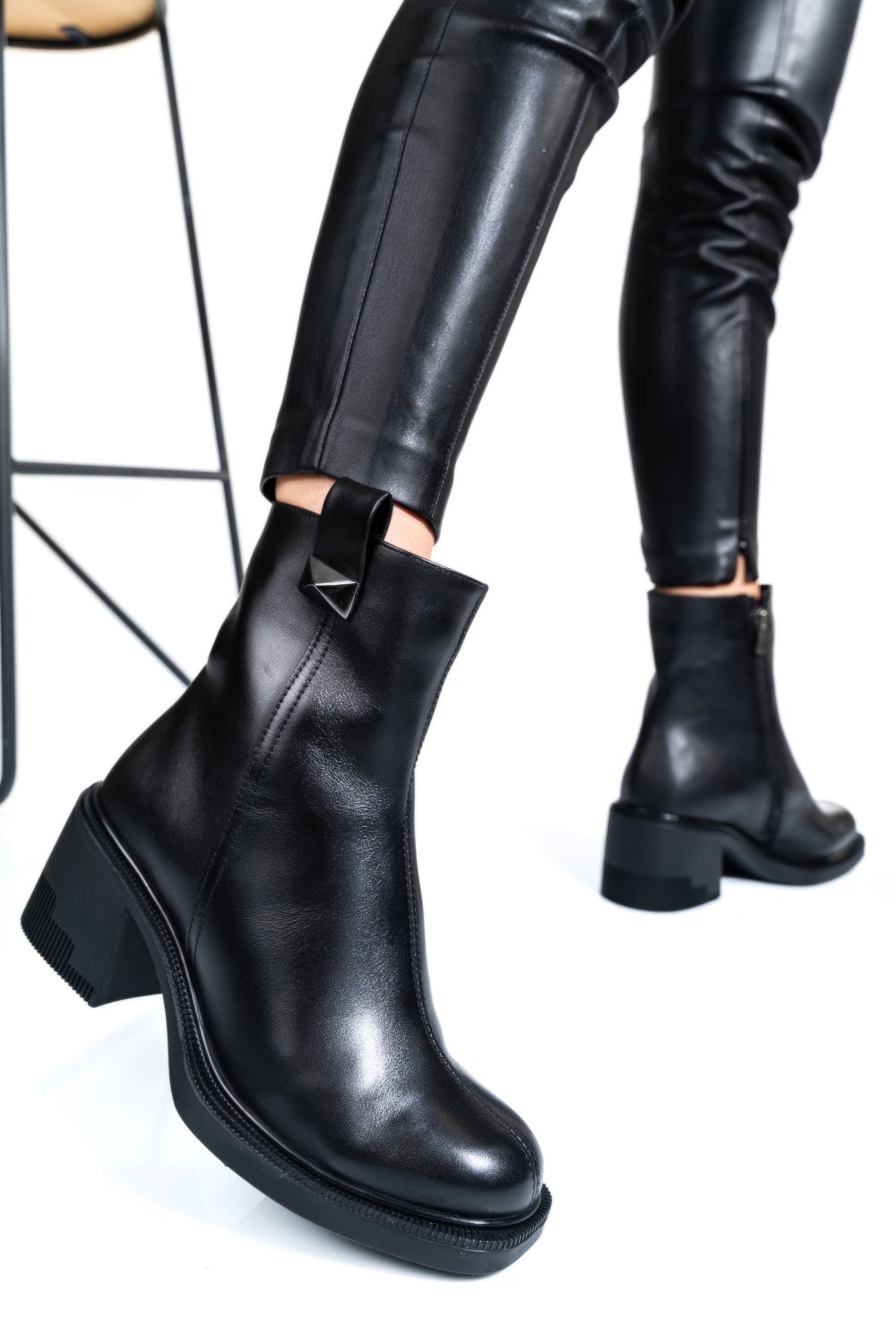GHETE NEGRE PIELE NATURALA 4S7727
