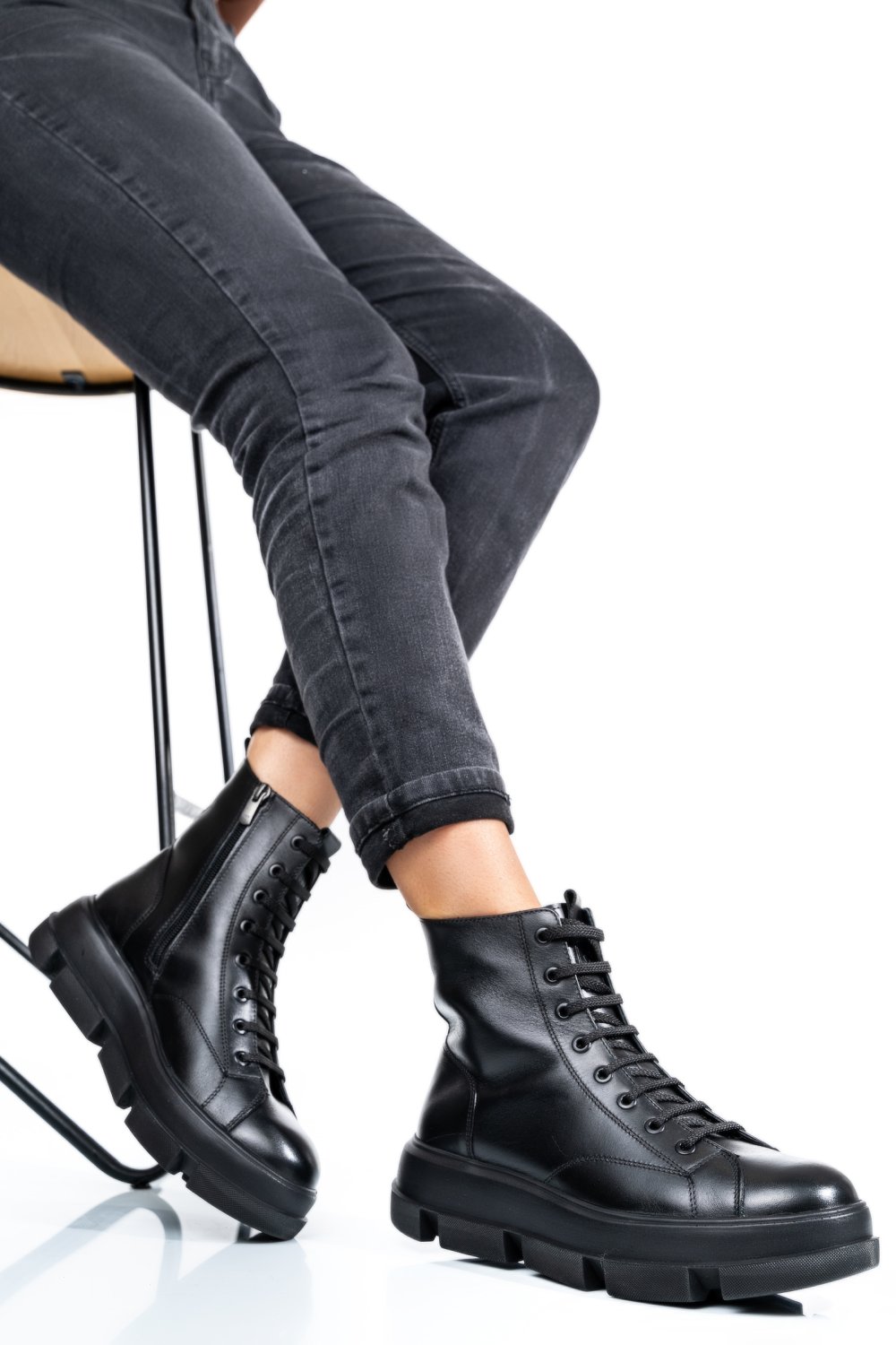 GHETE DAMA IMBLANITE PIELE NATURALA NEGRE 4S7728