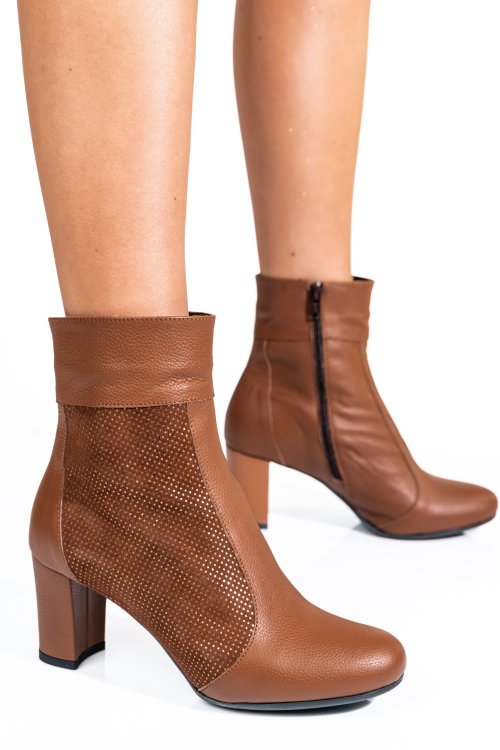 Botine dama cu toc mic piele naturala  maro 7s7772