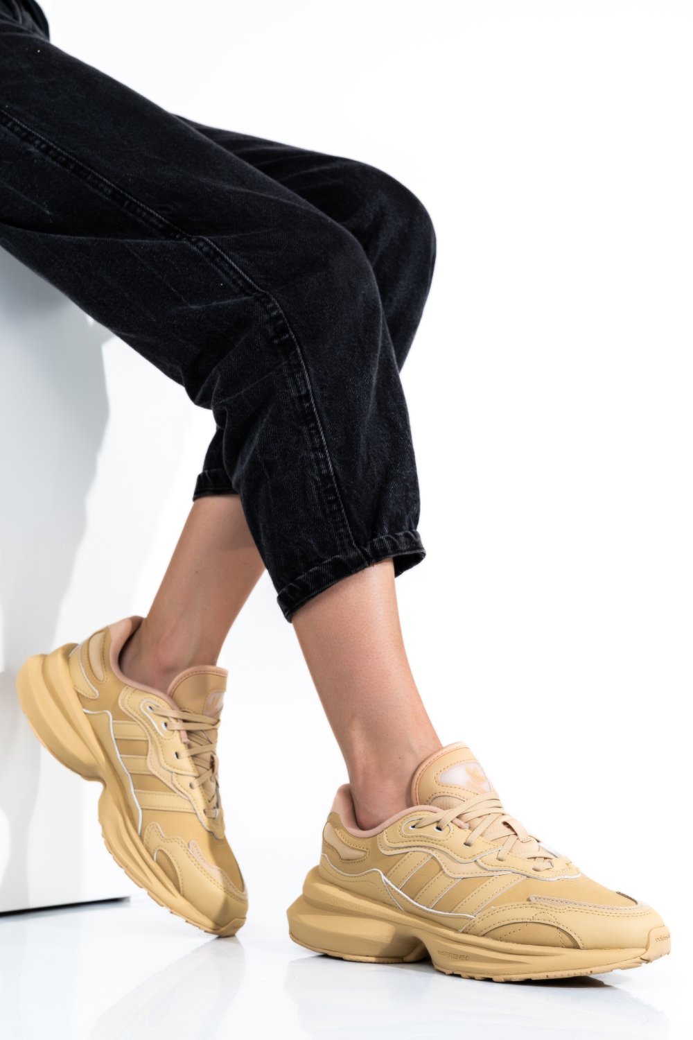 ADIDAS WMNS ZENTIC PANTOFI SPORT BROWN