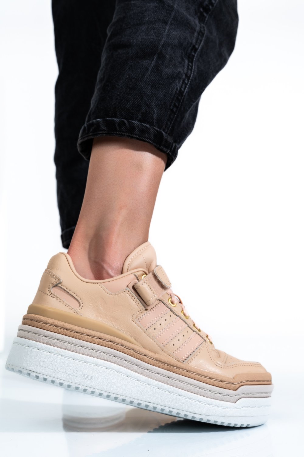 ADIDAS WMNS TRIPLE PLATFORMUM LOW, PANTOFI SPORT PINK