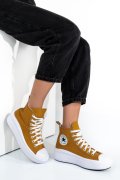 CONVERSE, SNEAKERS YELLOW CHUCK TAYLOR ALL STAR
