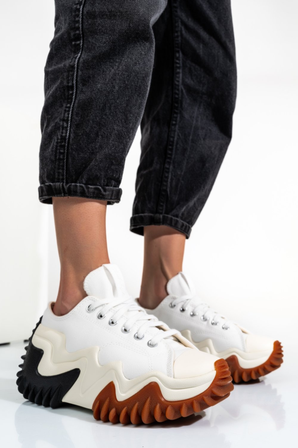 CONVERSE, SNEAKERS WHITE RUN STAR MOTION OX