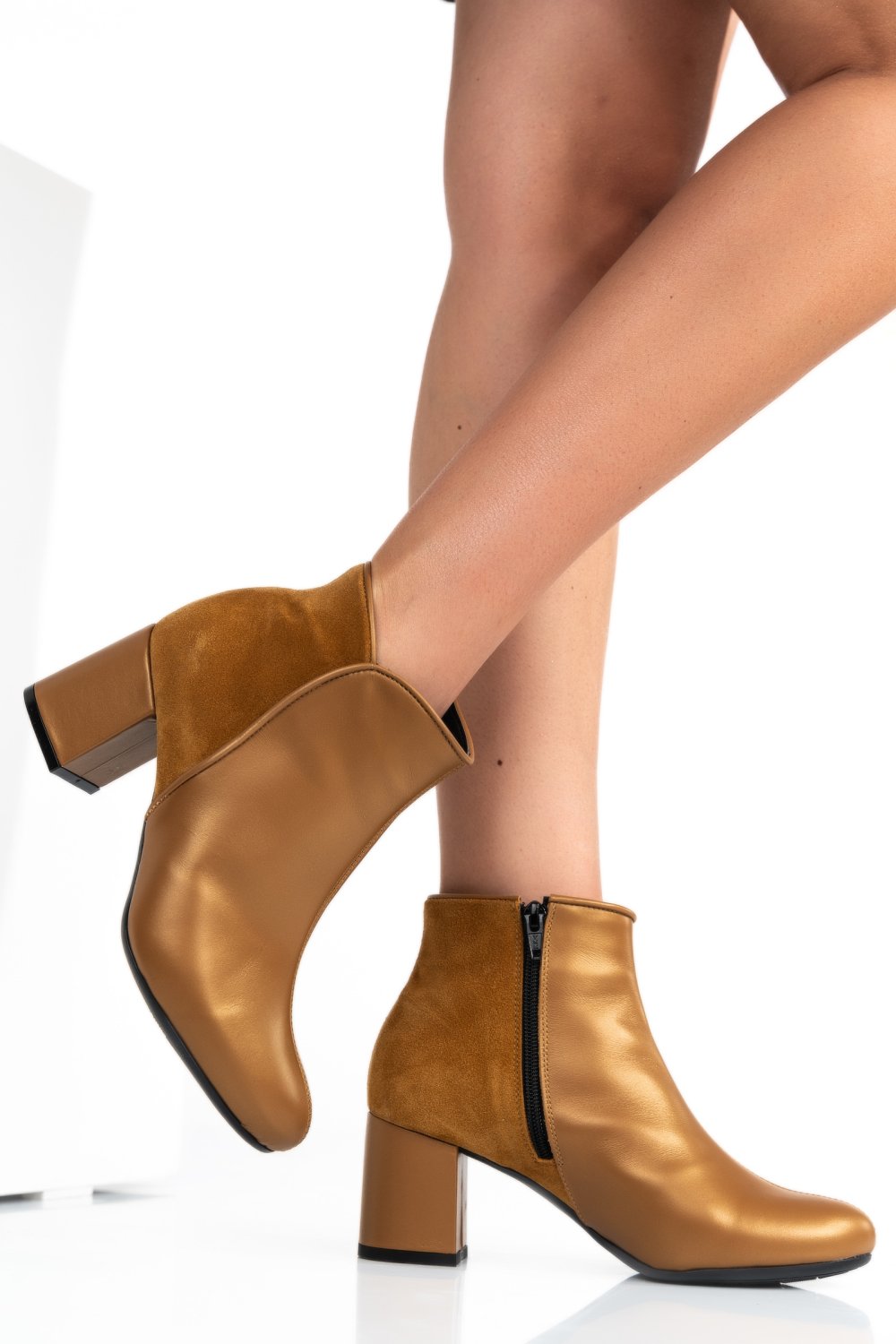 BOTINE MARO PIELE NATURALA INTOARSA 7S7755