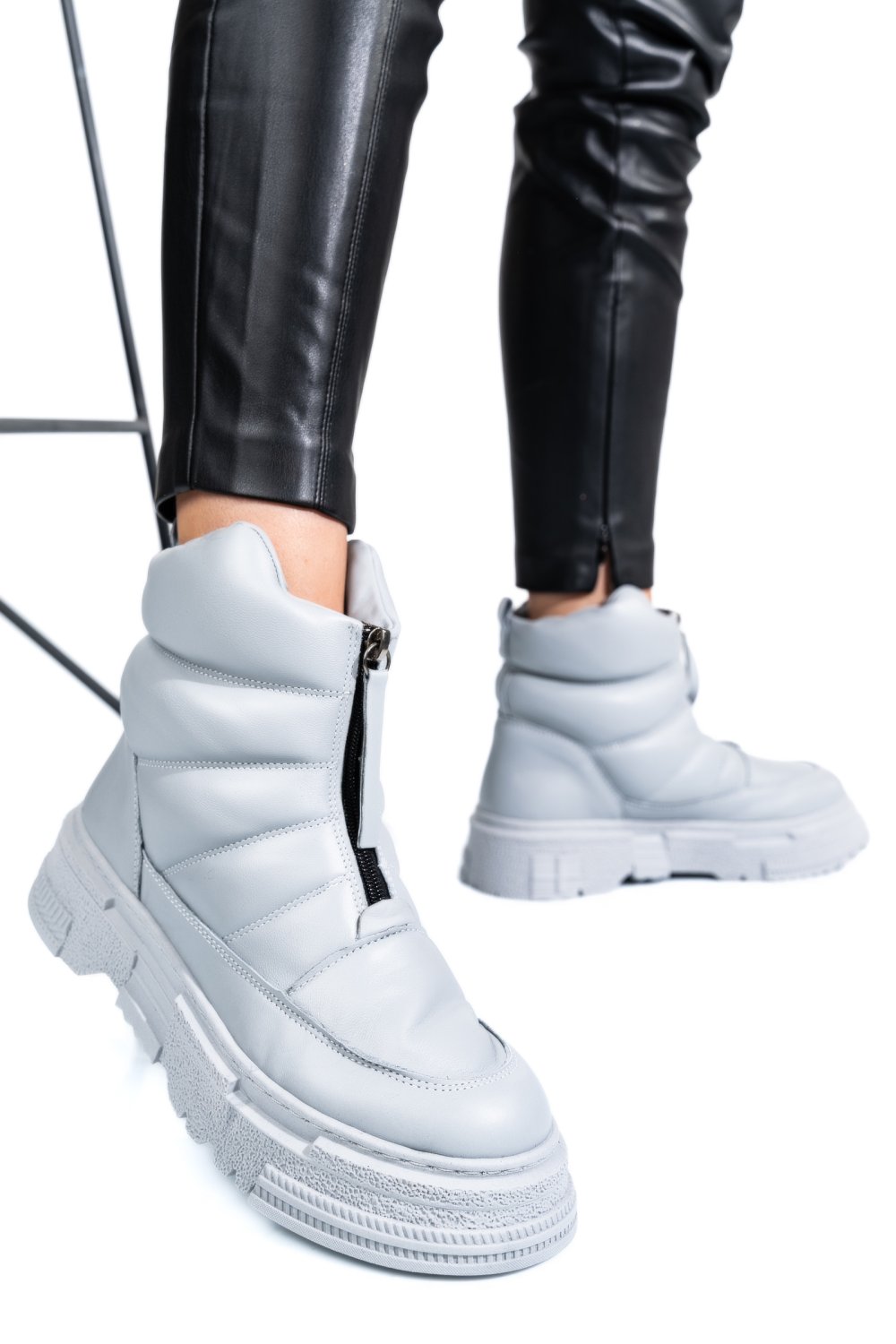 GHETE GRI PIELE NATURALA APCK4003