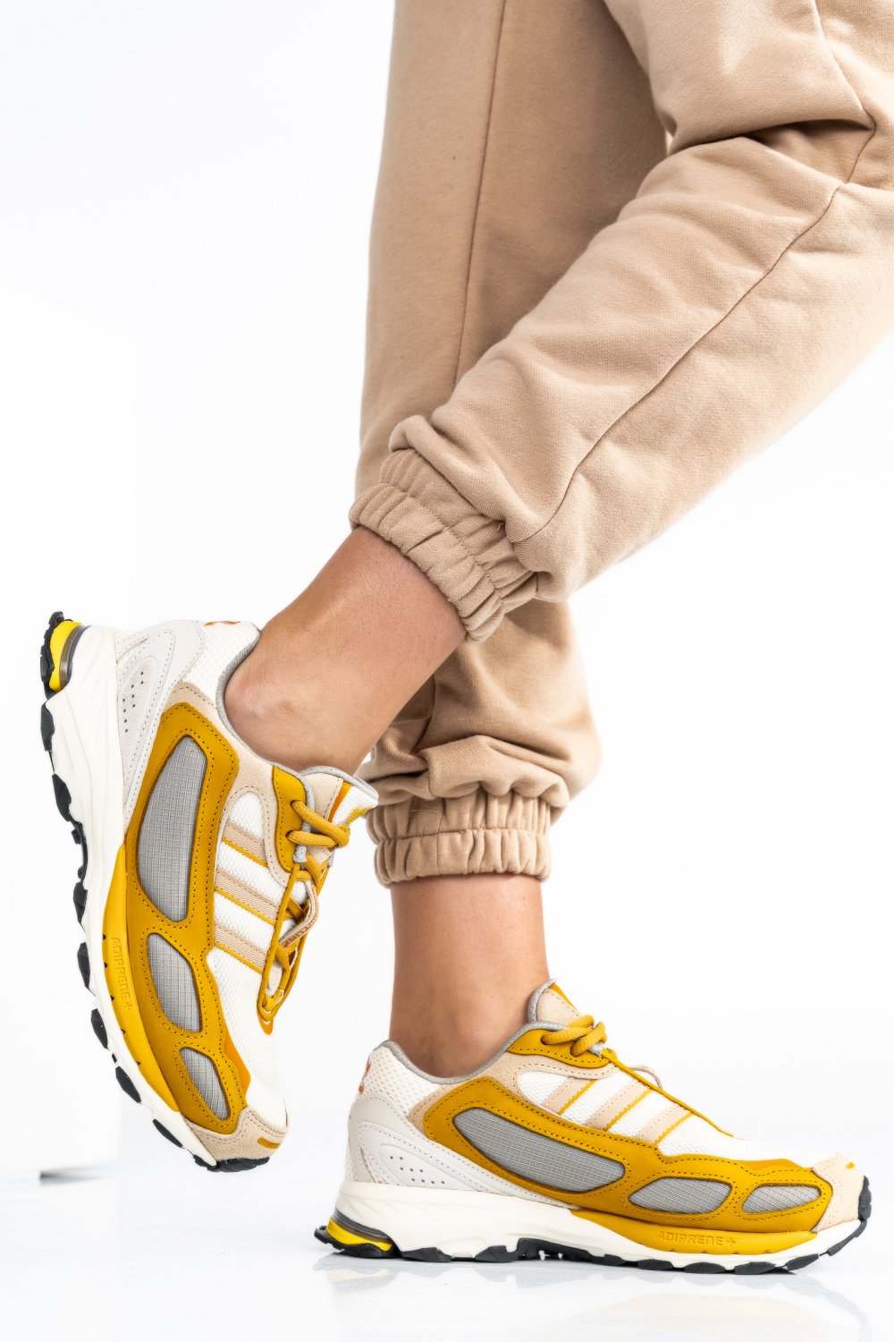 ADIDAS SHADOWTURF, PANTOFI SPORT YELLOW