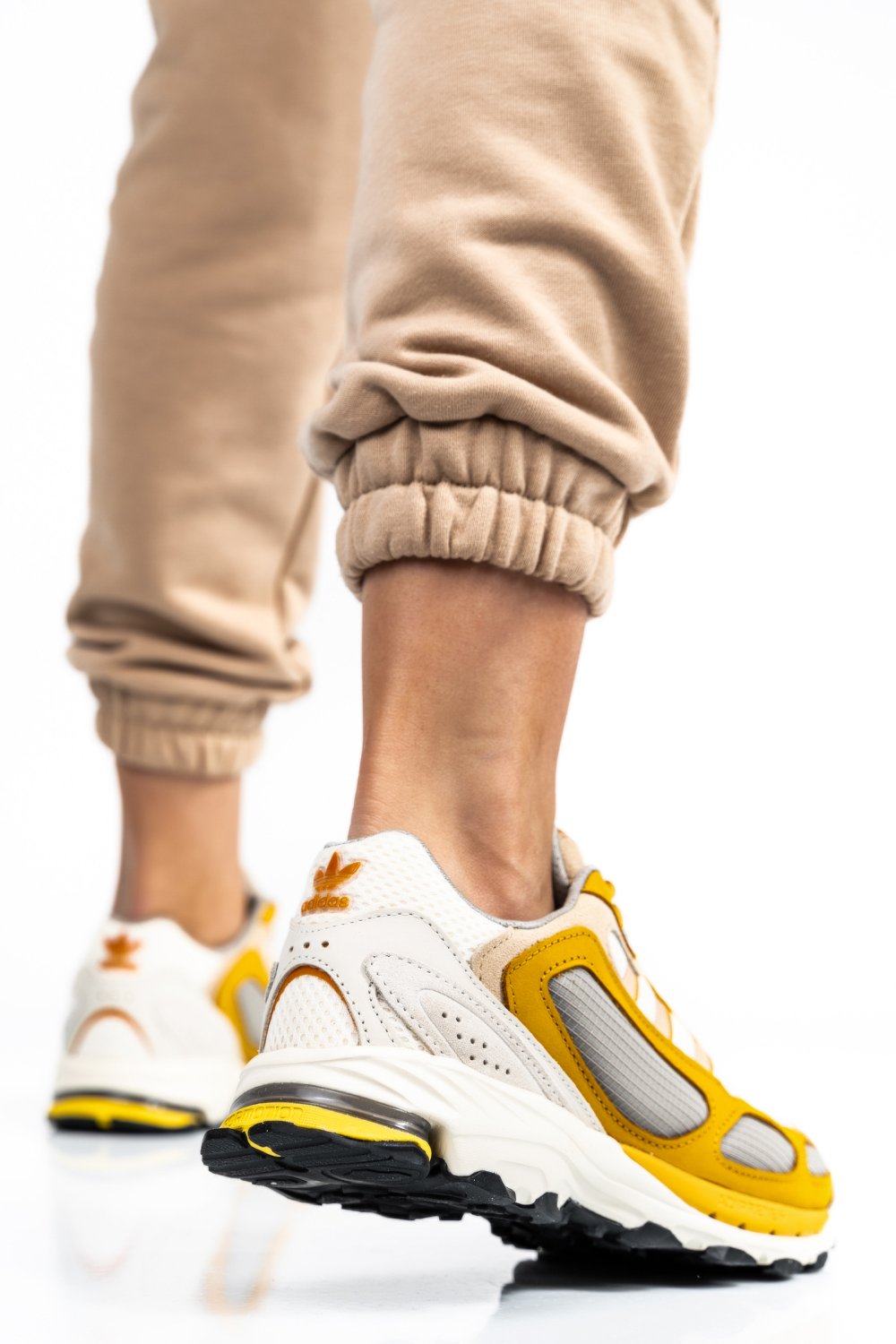 ADIDAS SHADOWTURF, PANTOFI SPORT YELLOW