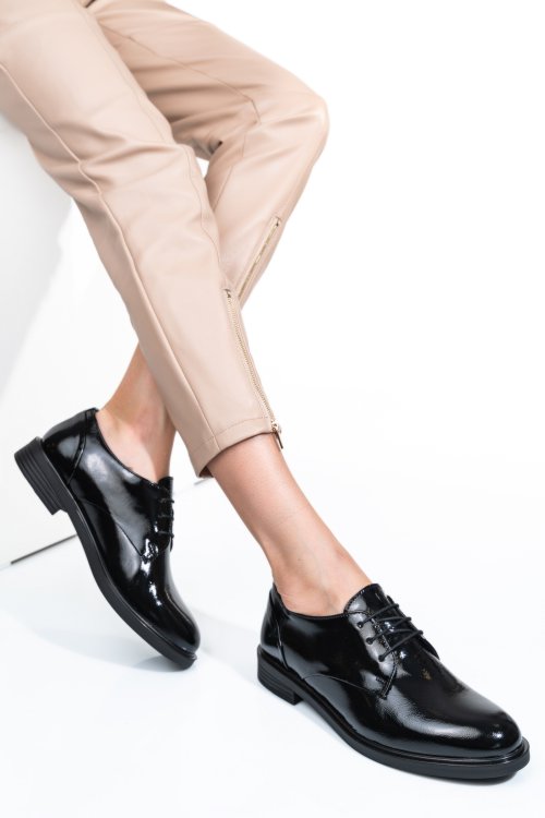 Pantofi negri piele naturala lacuita 2s7741605np