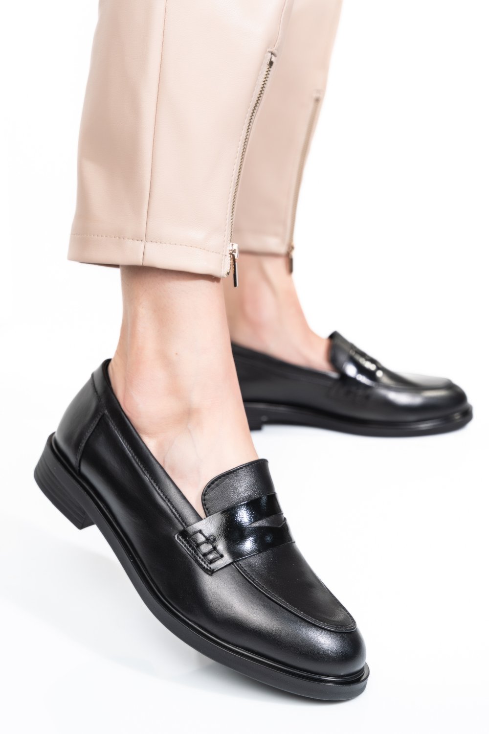 PANTOFI NEGRI PIELE NATURALA 2S7741606NP