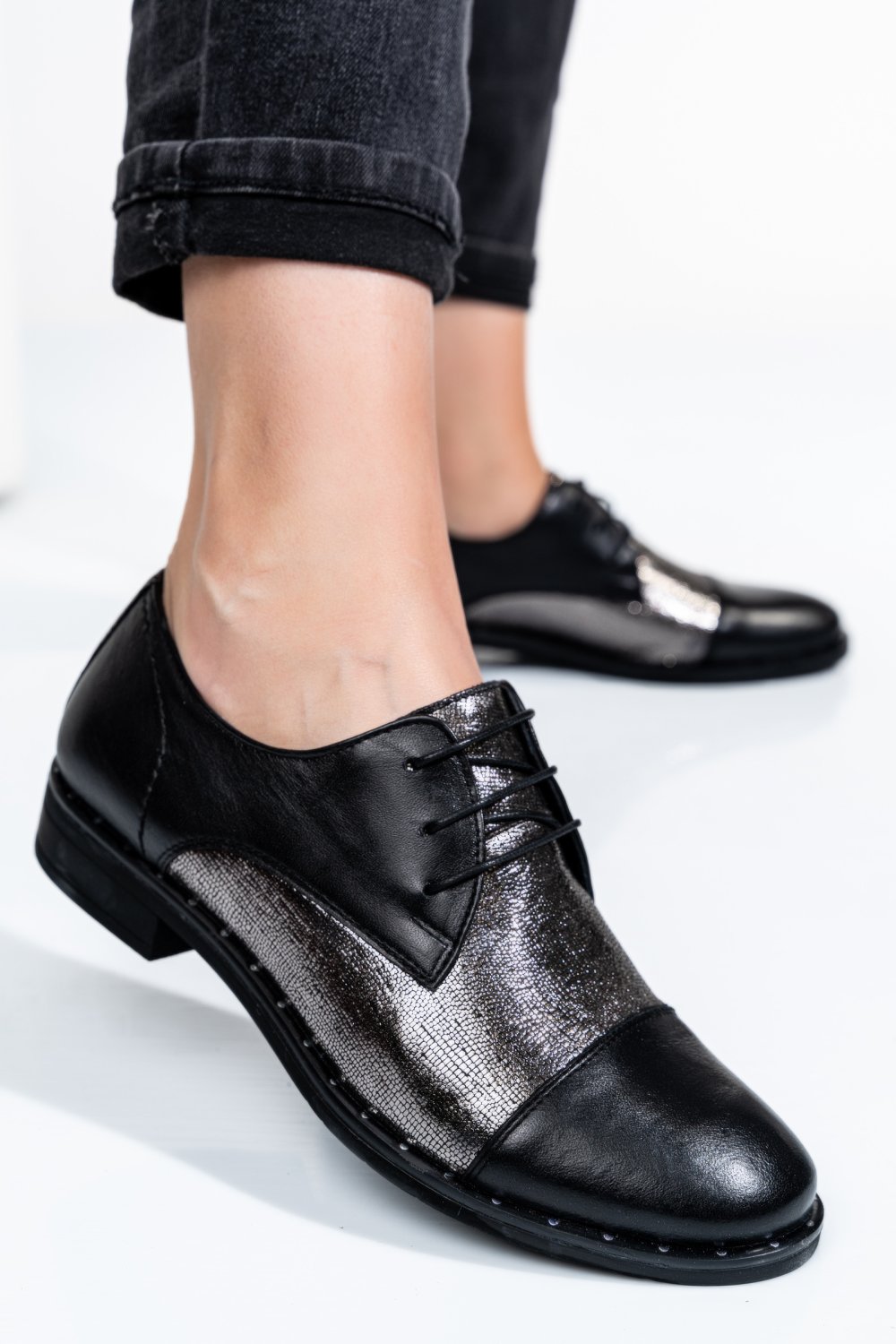 PANTOFI NEGRU ARGINTIU PIELE NATURALA 1S7702
