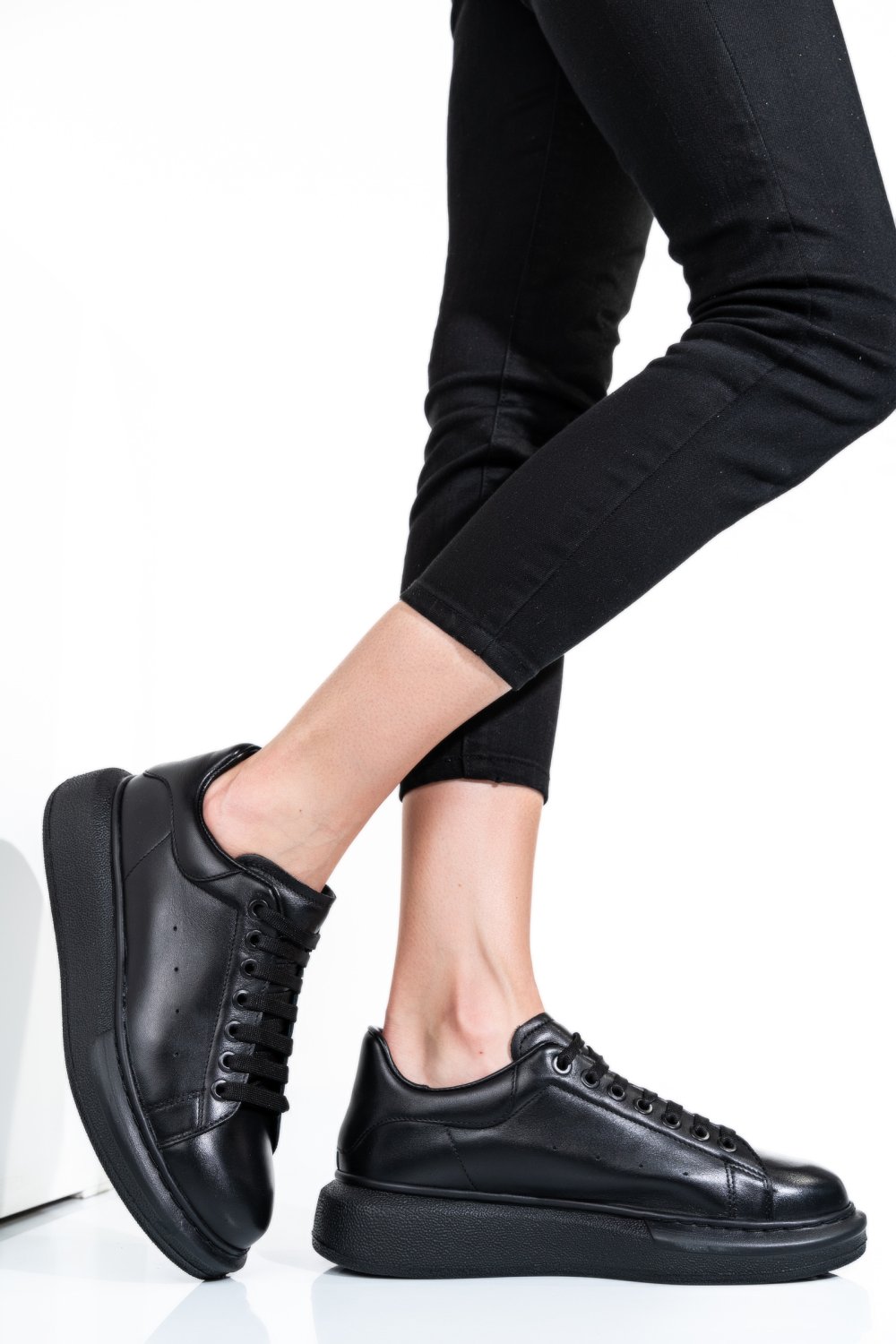 PANTOFI SPORT NEGRI PIELE NATURALA 4S7742